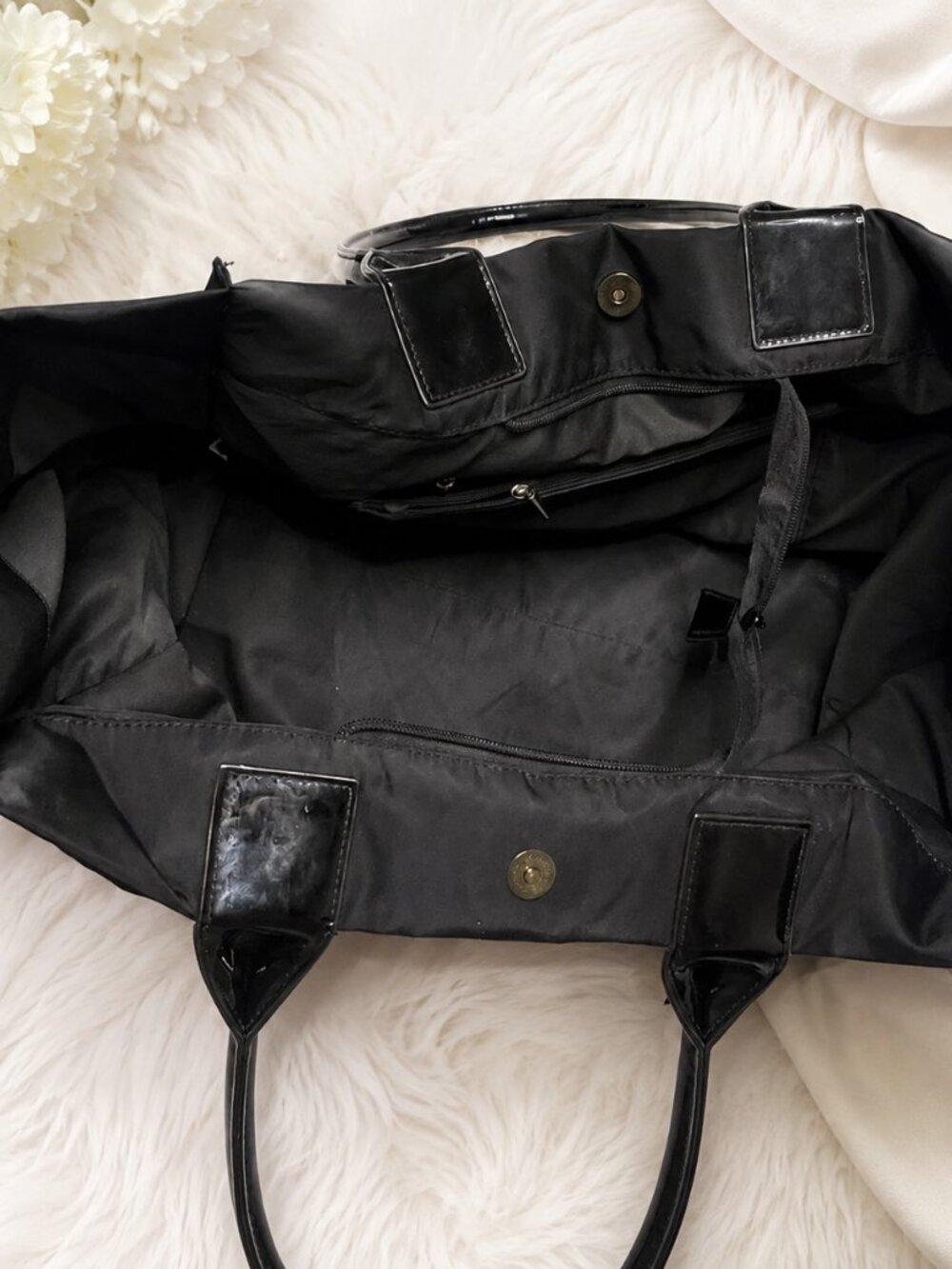 Tory Burch Black Nylon Tote with Patent Trim - Picture 4 of 6